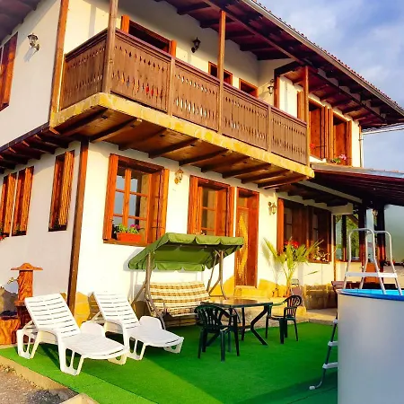 Вила Панорама *
